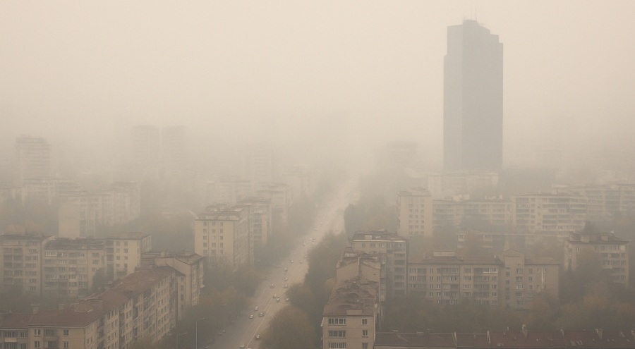 София под смога: замърсяването на въздуха достигна критично ниво