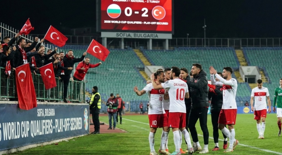 Критична победа на Турция над България: Билетът за плейофите за Световното първенство е осигурен!