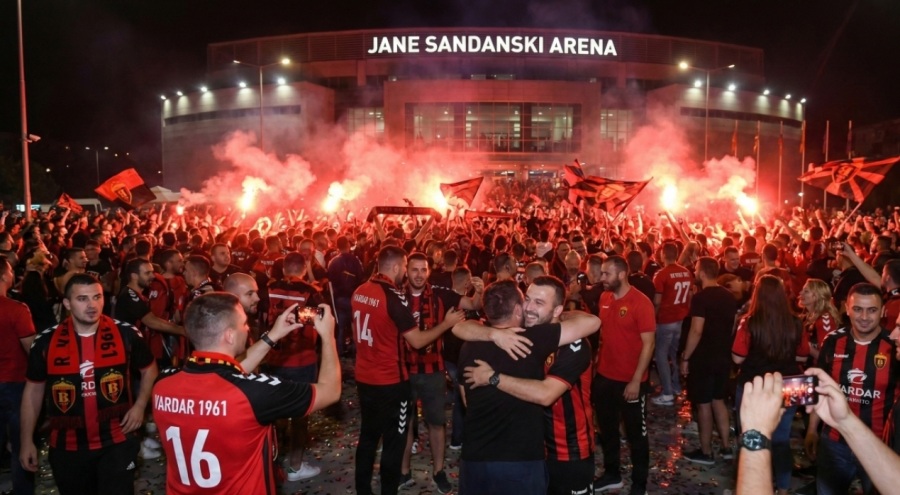 Üsküp Yanıyor! Vardar Sahasında Devleşti: Şampiyonlar Ligi'nde Nefes Kesen Zafer